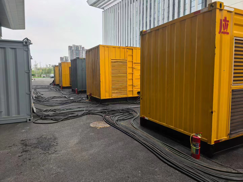 巴东不同季节柴油发电机组保养有哪些注意事项?