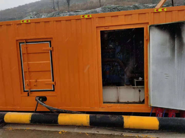 巴东发电车出租-应急柴油发电机组选什么样的比较好？